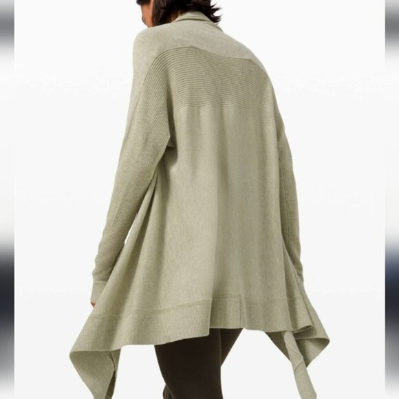 lululemon athletica Sweaters - Lululemon cashlu sweater wrap